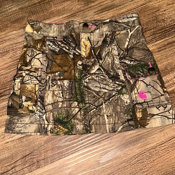 Carhartt Other - Girls Carhartt camo realtree camouflage cargo pocket skirt size 6